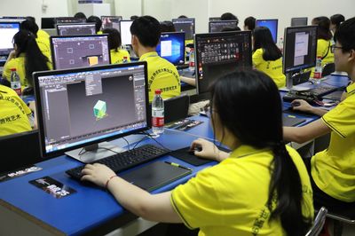 記者探秘世界技能大賽在鄂集訓(xùn)基地 每日百斤牛里脊錘煉烹飪精英，數(shù)字技術(shù)賦能內(nèi)容制作